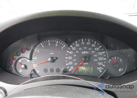 2006 Ford Focus Zx3 from USA, damaged, VIN 1FAFP31N66W141653